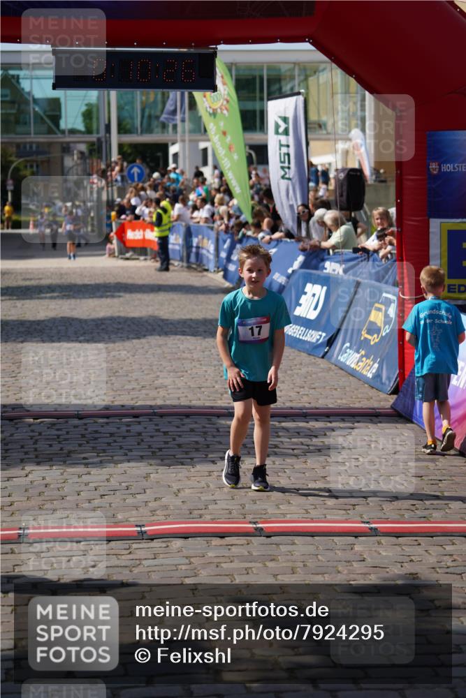 13.06.2025 - Holstenköstenlauf Felixshl http://msf.ph/oto/7924295 13.06.2025 16:10:35 Laufen 17 meine-sportfotos.de