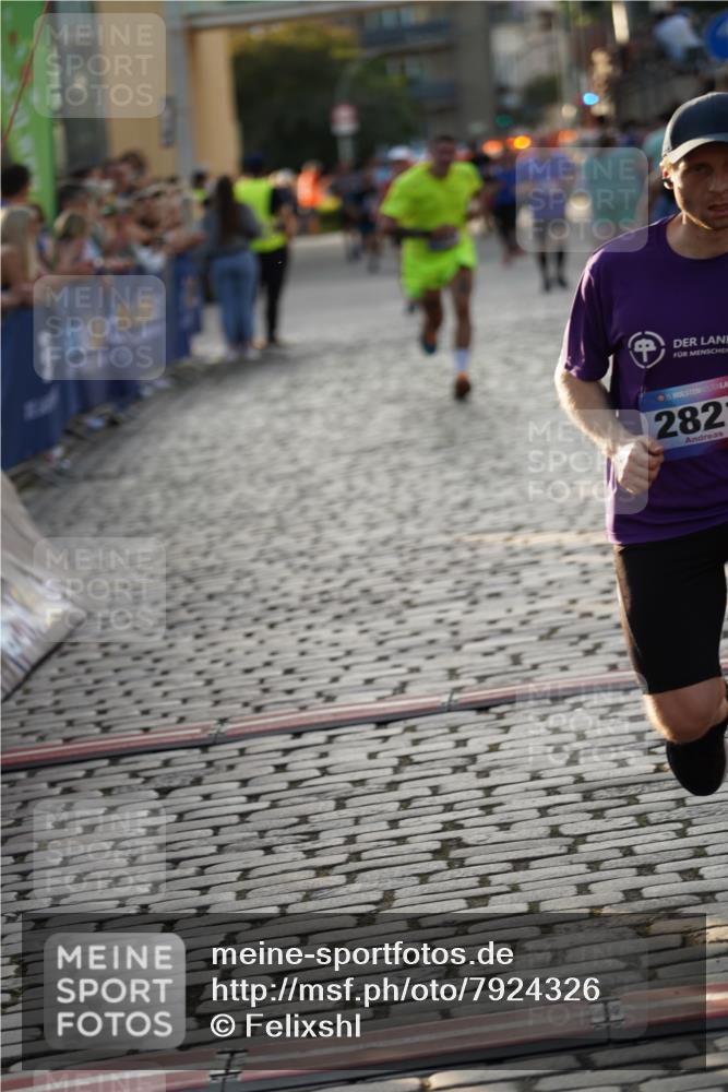 13.06.2025 - Holstenköstenlauf Felixshl http://msf.ph/oto/7924326 13.06.2025 19:59:44 Laufen 2050, 2658, 2670, 2677, 2715, 2821 meine-sportfotos.de