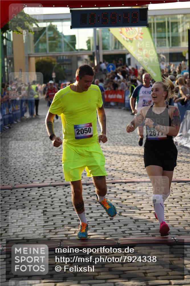 13.06.2025 - Holstenköstenlauf Felixshl http://msf.ph/oto/7924338 13.06.2025 19:59:48 Laufen 2050, 2440, 2628, 2677, 2715, 3235, 3599, 3797, 3798, 3801 meine-sportfotos.de