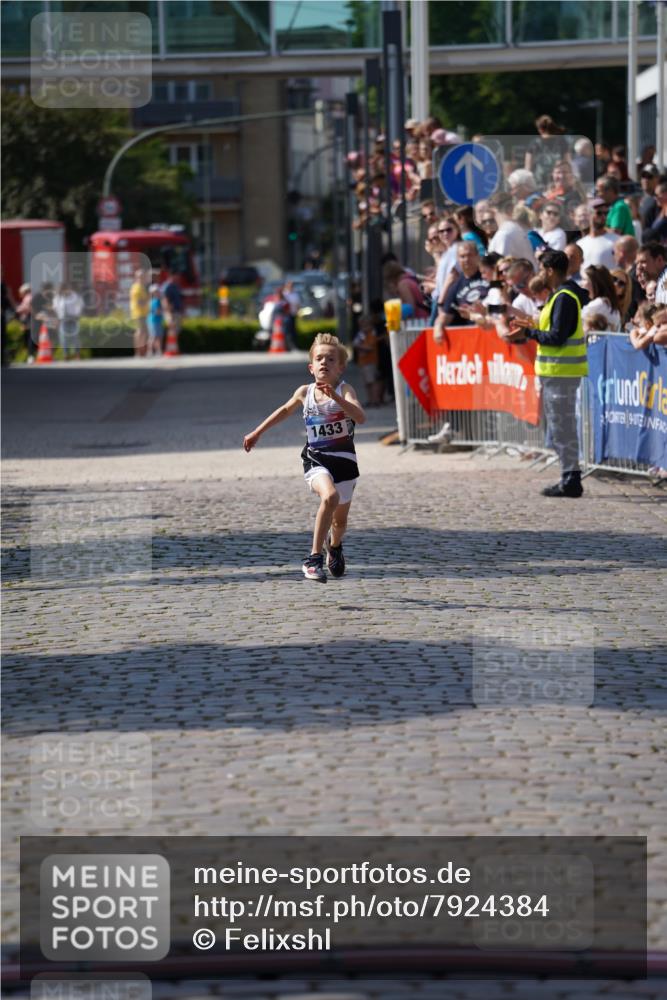 13.06.2025 - Holstenköstenlauf Felixshl http://msf.ph/oto/7924384 13.06.2025 16:19:51 Laufen 1433 meine-sportfotos.de