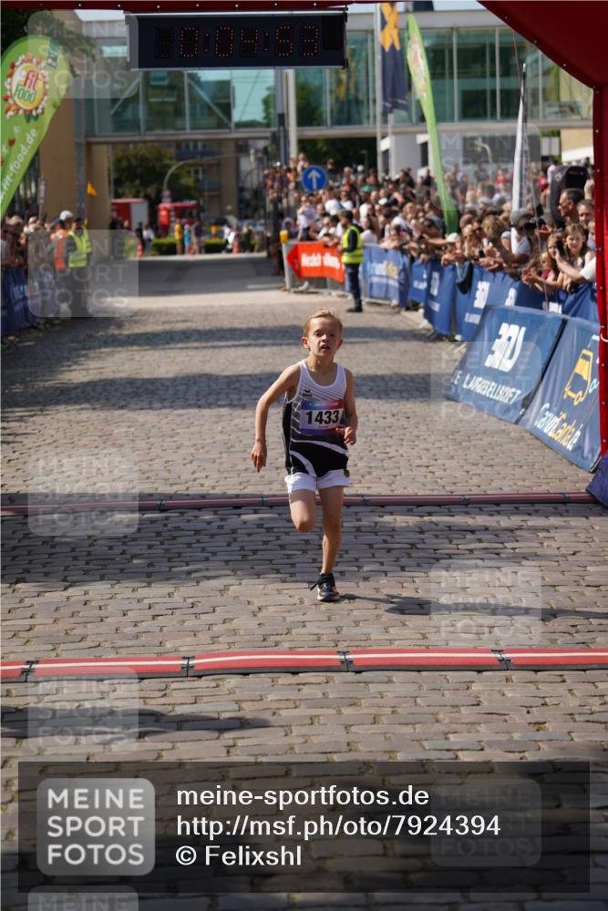 13.06.2025 - Holstenköstenlauf Felixshl http://msf.ph/oto/7924394 13.06.2025 16:19:54 Laufen 1433 meine-sportfotos.de