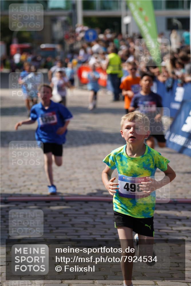 13.06.2025 - Holstenköstenlauf Felixshl http://msf.ph/oto/7924534 13.06.2025 16:20:47 Laufen 157, 217, 228, 344, 357, 498, 889, 1001, 1338, 1398, 1427 meine-sportfotos.de