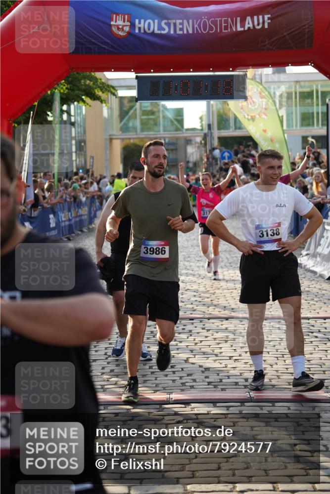 13.06.2025 - Holstenköstenlauf Felixshl http://msf.ph/oto/7924577 13.06.2025 20:01:17 Laufen 2766, 2889, 3138, 3170, 3174, 3934, 3986 meine-sportfotos.de