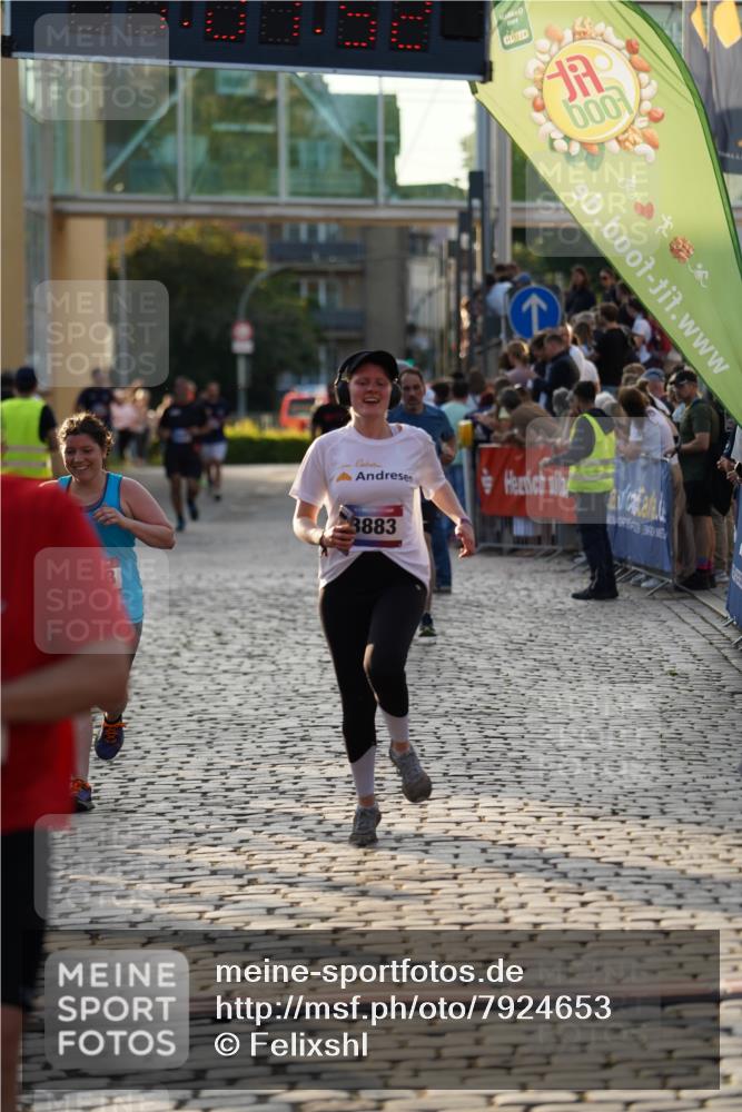 13.06.2025 - Holstenköstenlauf Felixshl http://msf.ph/oto/7924653 13.06.2025 20:01:51 Laufen 2135, 2536, 3883, 3933 meine-sportfotos.de