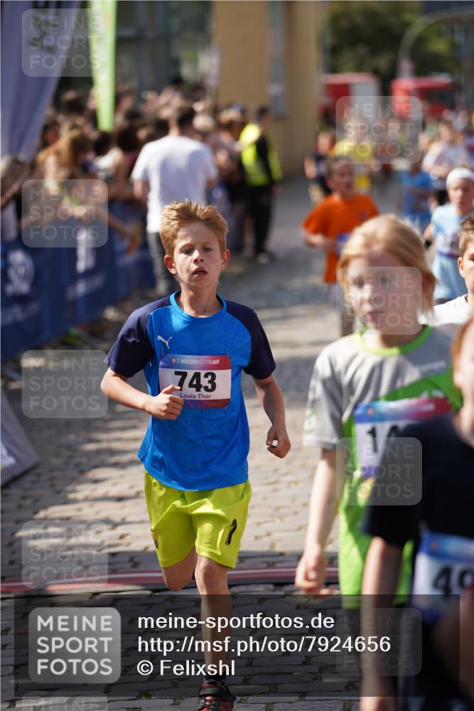 13.06.2025 - Holstenköstenlauf Felixshl http://msf.ph/oto/7924656 13.06.2025 16:21:12 Laufen 8, 19, 54, 156, 335, 349, 350, 361, 362, 492, 557, 617, 743, 749, 882, 884, 893, 1003, 1061, 1075, 1275, 1330, 1425 meine-sportfotos.de
