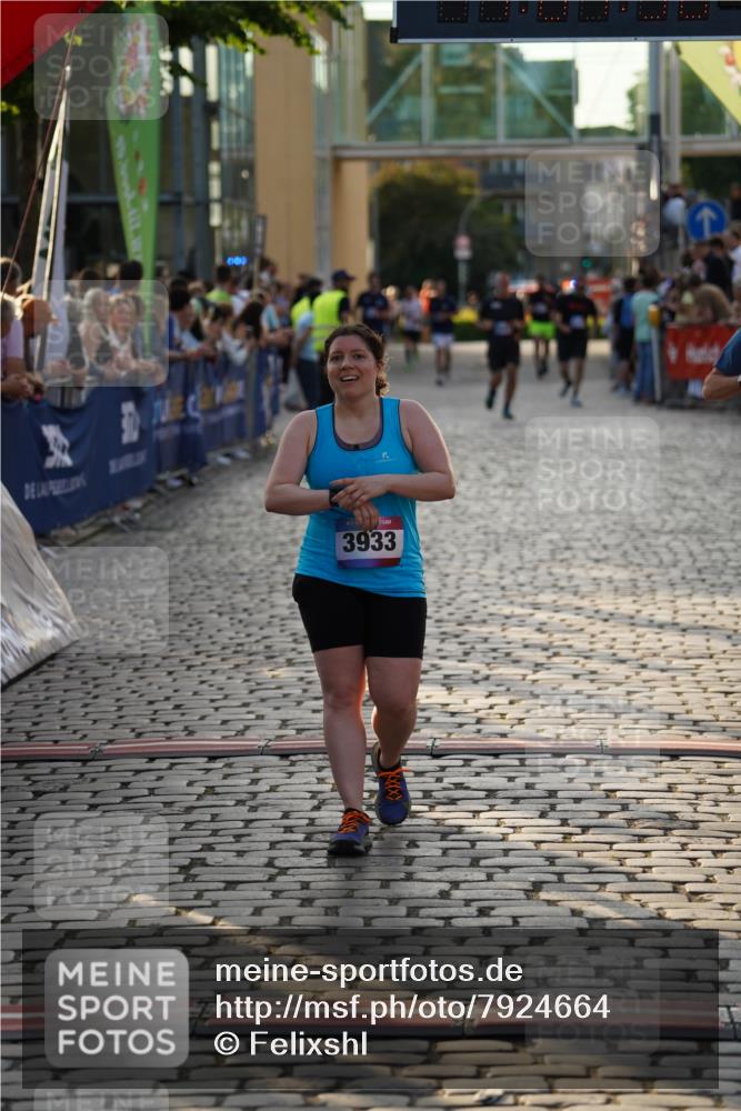 13.06.2025 - Holstenköstenlauf Felixshl http://msf.ph/oto/7924664 13.06.2025 20:01:56 Laufen 2536, 3883, 3933 meine-sportfotos.de