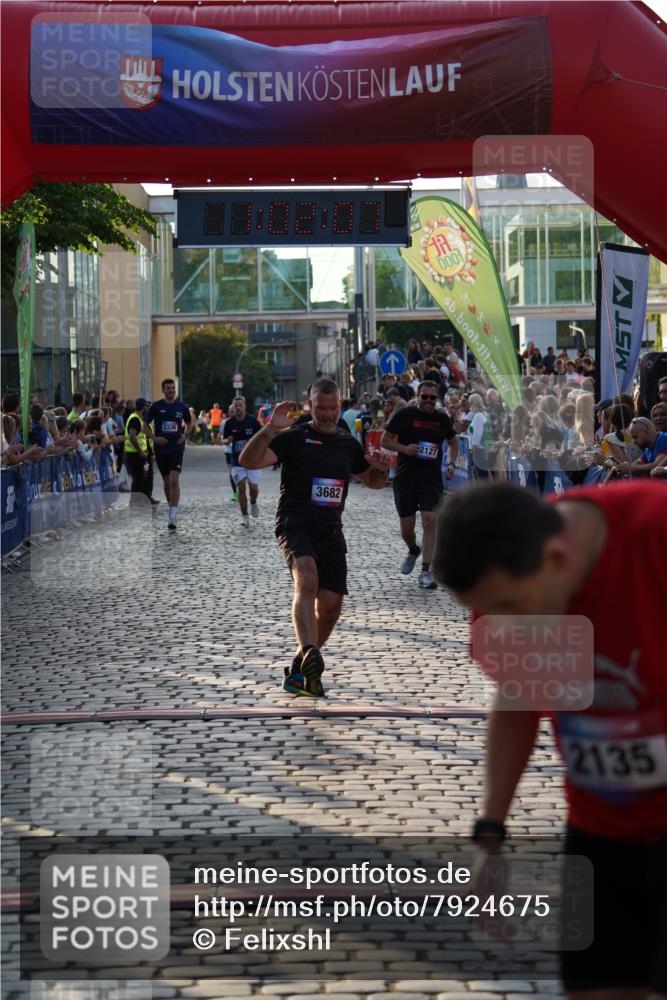 13.06.2025 - Holstenköstenlauf Felixshl http://msf.ph/oto/7924675 13.06.2025 20:02:06 Laufen 2078, 2127, 2336, 2337, 3682 meine-sportfotos.de