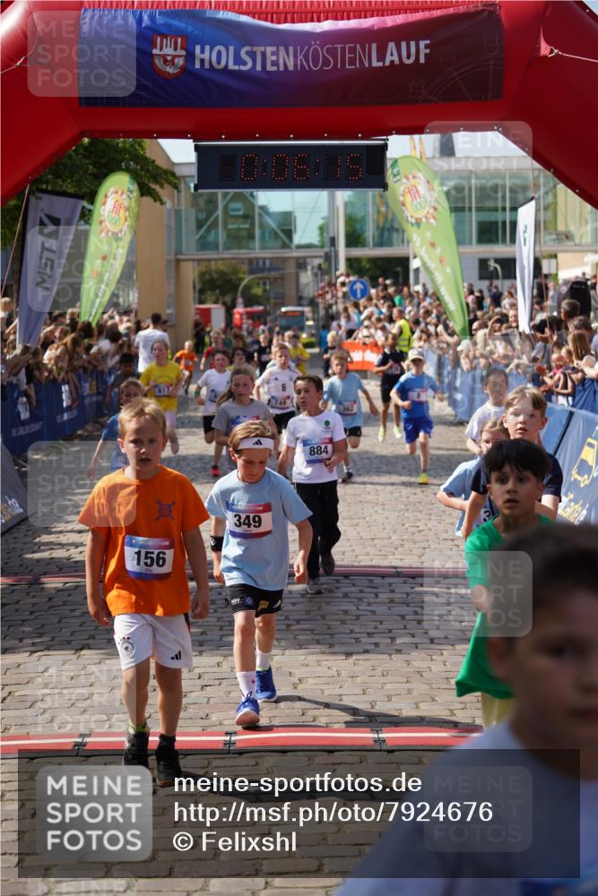 13.06.2025 - Holstenköstenlauf Felixshl http://msf.ph/oto/7924676 13.06.2025 16:21:17 Laufen 8, 54, 156, 161, 335, 349, 350, 362, 471, 477, 485, 557, 613, 617, 733, 749, 882, 884, 893, 990, 1139, 1176, 1330, 1434, 1937 meine-sportfotos.de