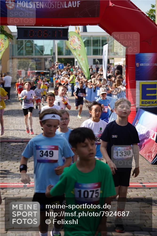 13.06.2025 - Holstenköstenlauf Felixshl http://msf.ph/oto/7924687 13.06.2025 16:21:18 Laufen 8, 54, 156, 161, 335, 349, 350, 362, 471, 477, 485, 557, 613, 617, 733, 749, 882, 884, 893, 990, 1072, 1139, 1176, 1330, 1434, 1937 meine-sportfotos.de