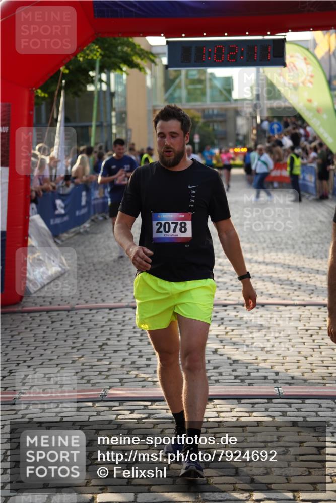 13.06.2025 - Holstenköstenlauf Felixshl http://msf.ph/oto/7924692 13.06.2025 20:02:11 Laufen 2078, 2127, 2275, 2336, 2337, 3682 meine-sportfotos.de