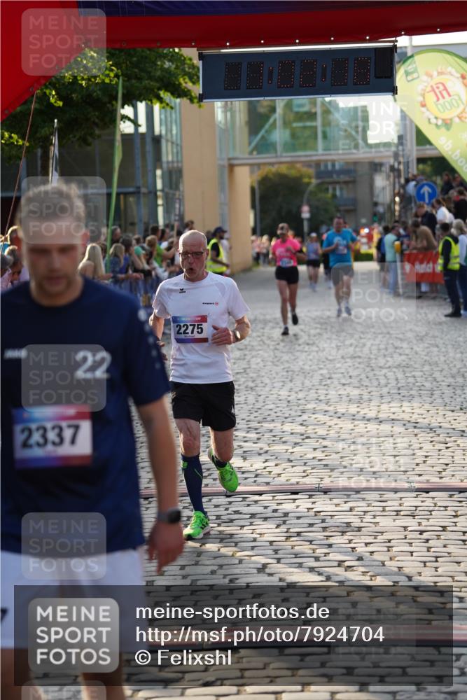 13.06.2025 - Holstenköstenlauf Felixshl http://msf.ph/oto/7924704 13.06.2025 20:02:17 Laufen 2202, 2275, 2337, 2349, 3075 meine-sportfotos.de