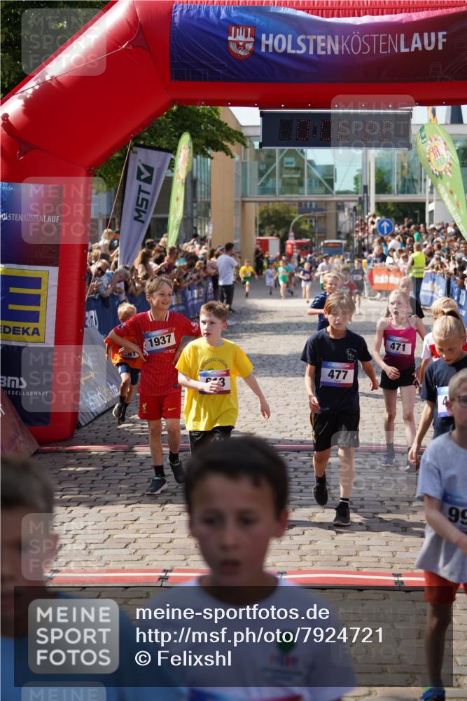 13.06.2025 - Holstenköstenlauf Felixshl http://msf.ph/oto/7924721 13.06.2025 16:21:24 Laufen 161, 471, 477, 484, 485, 487, 613, 626, 733, 877, 990, 1072, 1139, 1176, 1434, 1937 meine-sportfotos.de