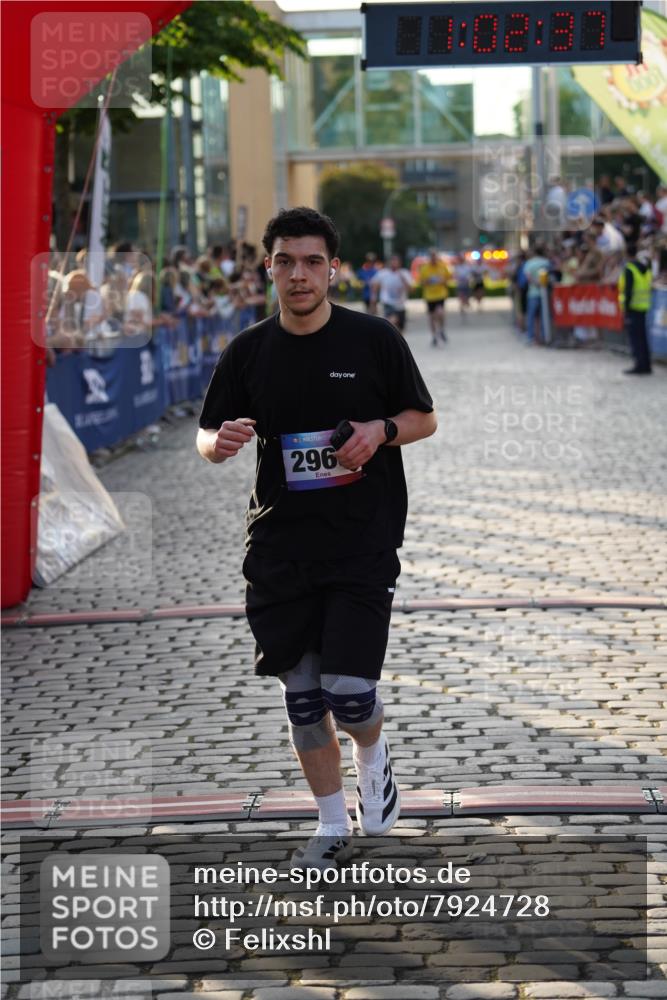 13.06.2025 - Holstenköstenlauf Felixshl http://msf.ph/oto/7924728 13.06.2025 20:02:36 Laufen 2969, 3140 meine-sportfotos.de
