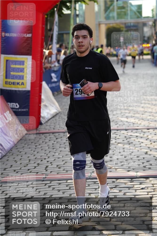 13.06.2025 - Holstenköstenlauf Felixshl http://msf.ph/oto/7924733 13.06.2025 20:02:37 Laufen 2969, 3140 meine-sportfotos.de