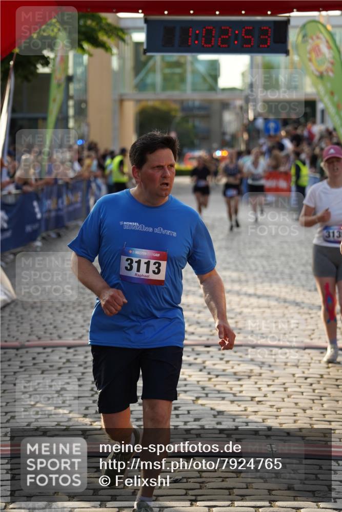 13.06.2025 - Holstenköstenlauf Felixshl http://msf.ph/oto/7924765 13.06.2025 20:02:52 Laufen 3068, 3113, 3139, 3942, 3951, 3953 meine-sportfotos.de