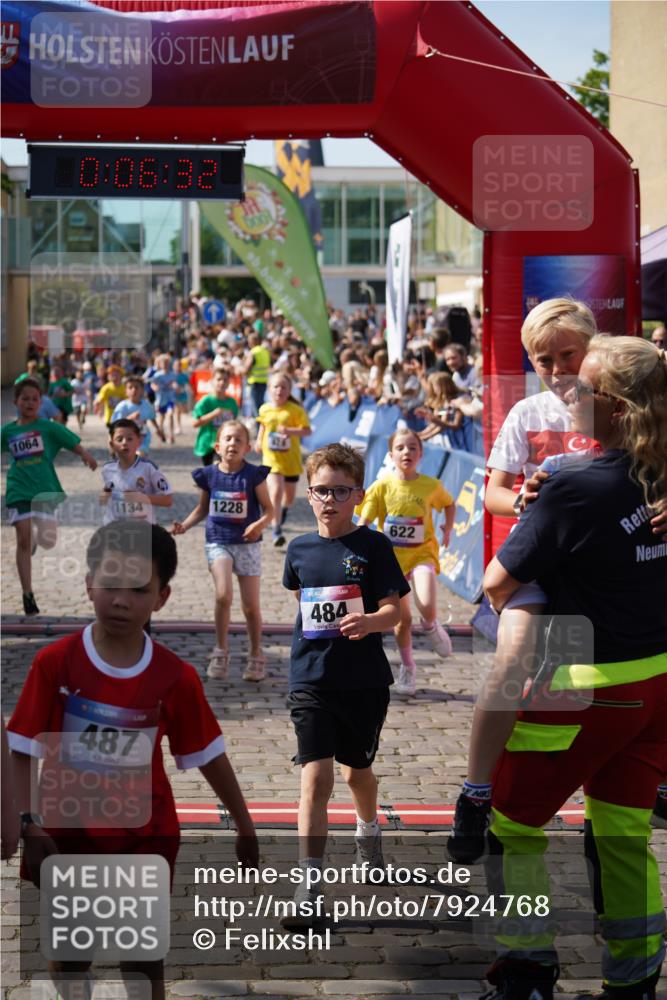 13.06.2025 - Holstenköstenlauf Felixshl http://msf.ph/oto/7924768 13.06.2025 16:21:33 Laufen 107, 114, 334, 363, 364, 484, 487, 610, 622, 626, 628, 735, 757, 877, 1058, 1064, 1134, 1228, 1326 meine-sportfotos.de