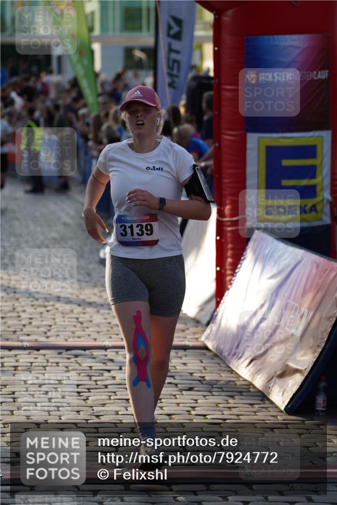 13.06.2025 - Holstenköstenlauf Felixshl http://msf.ph/oto/7924772 13.06.2025 20:02:53 Laufen 3068, 3113, 3139, 3942, 3951, 3953 meine-sportfotos.de