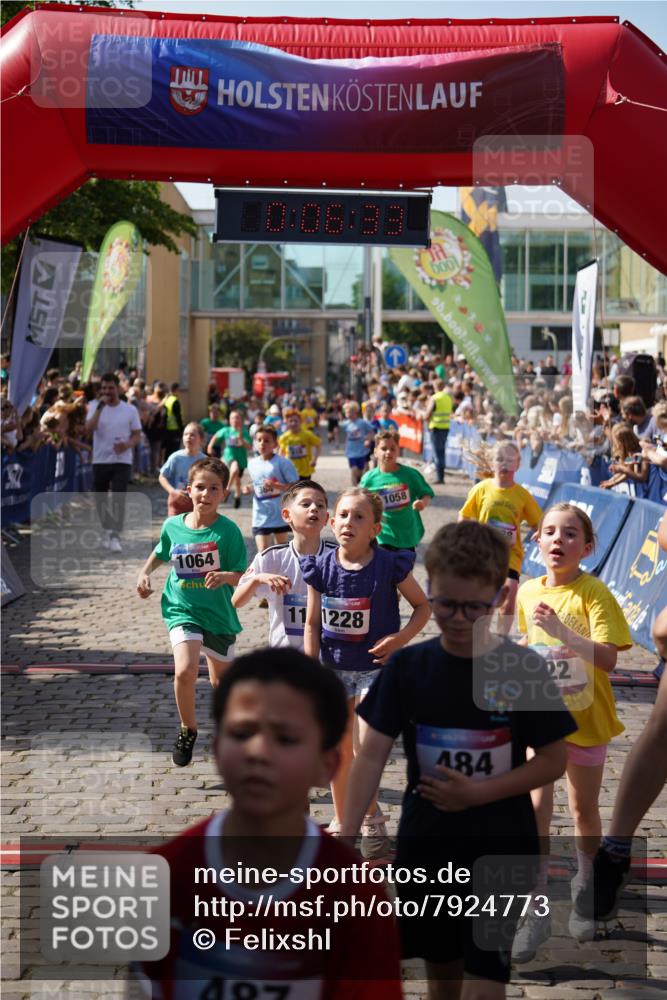 13.06.2025 - Holstenköstenlauf Felixshl http://msf.ph/oto/7924773 13.06.2025 16:21:34 Laufen 107, 114, 334, 363, 364, 484, 610, 622, 626, 628, 735, 742, 757, 877, 1058, 1064, 1134, 1224, 1228, 1326 meine-sportfotos.de