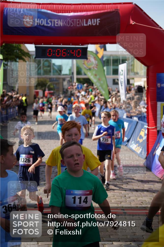 13.06.2025 - Holstenköstenlauf Felixshl http://msf.ph/oto/7924815 13.06.2025 16:21:41 Laufen 6, 107, 114, 219, 363, 610, 627, 735, 742, 753, 757, 876, 894, 1223, 1224, 1282, 1326, 1335, 1931 meine-sportfotos.de