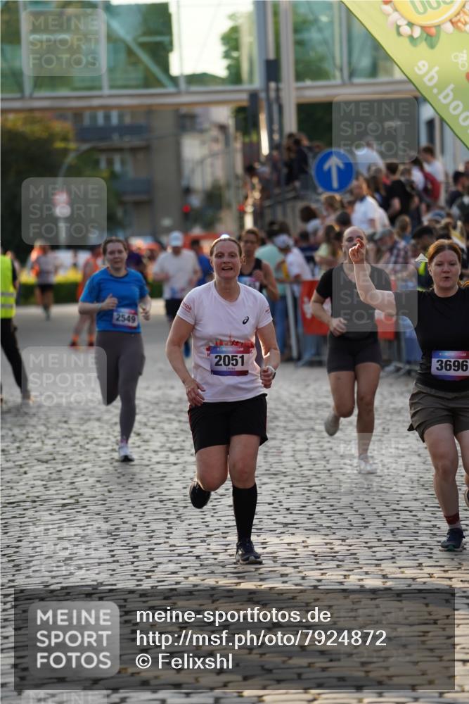 13.06.2025 - Holstenköstenlauf Felixshl http://msf.ph/oto/7924872 13.06.2025 20:03:35 Laufen 2051, 2245, 2549, 2570, 3696 meine-sportfotos.de