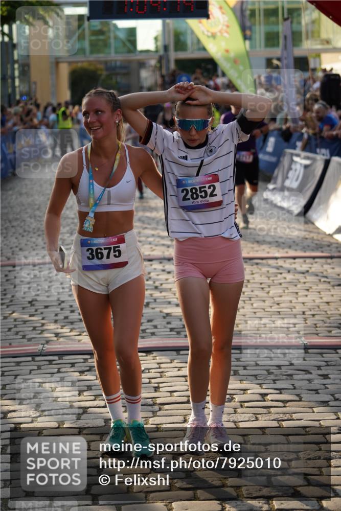 13.06.2025 - Holstenköstenlauf Felixshl http://msf.ph/oto/7925010 13.06.2025 20:04:14 Laufen 2334, 2400, 2535, 2579, 2603, 2717, 2751, 3668 meine-sportfotos.de