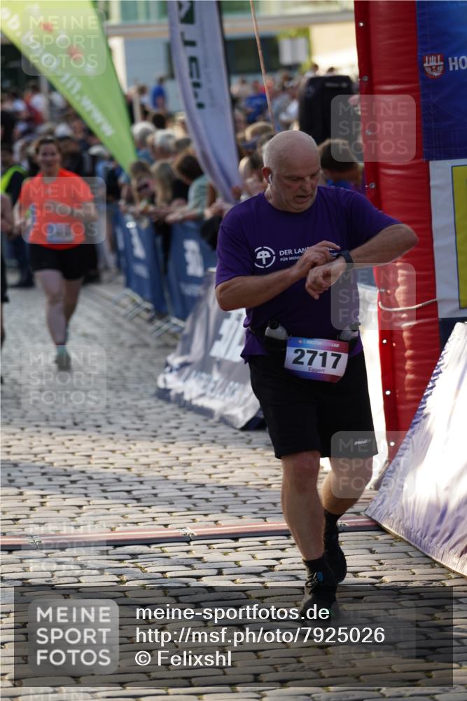 13.06.2025 - Holstenköstenlauf Felixshl http://msf.ph/oto/7925026 13.06.2025 20:04:16 Laufen 2334, 2400, 2535, 2579, 2603, 2717, 2751, 3668 meine-sportfotos.de