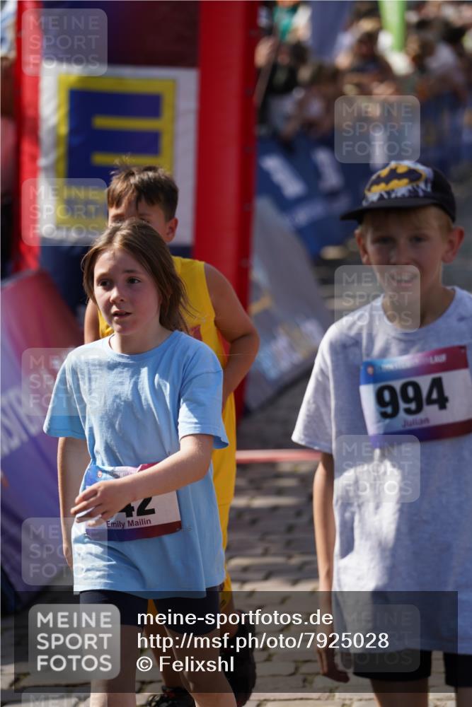 13.06.2025 - Holstenköstenlauf Felixshl http://msf.ph/oto/7925028 13.06.2025 16:22:30 Laufen 164, 329, 333, 341, 342, 343, 351, 355, 356, 486, 489, 867, 896, 997, 1038, 1175, 1233, 1279, 1334, 1858 meine-sportfotos.de
