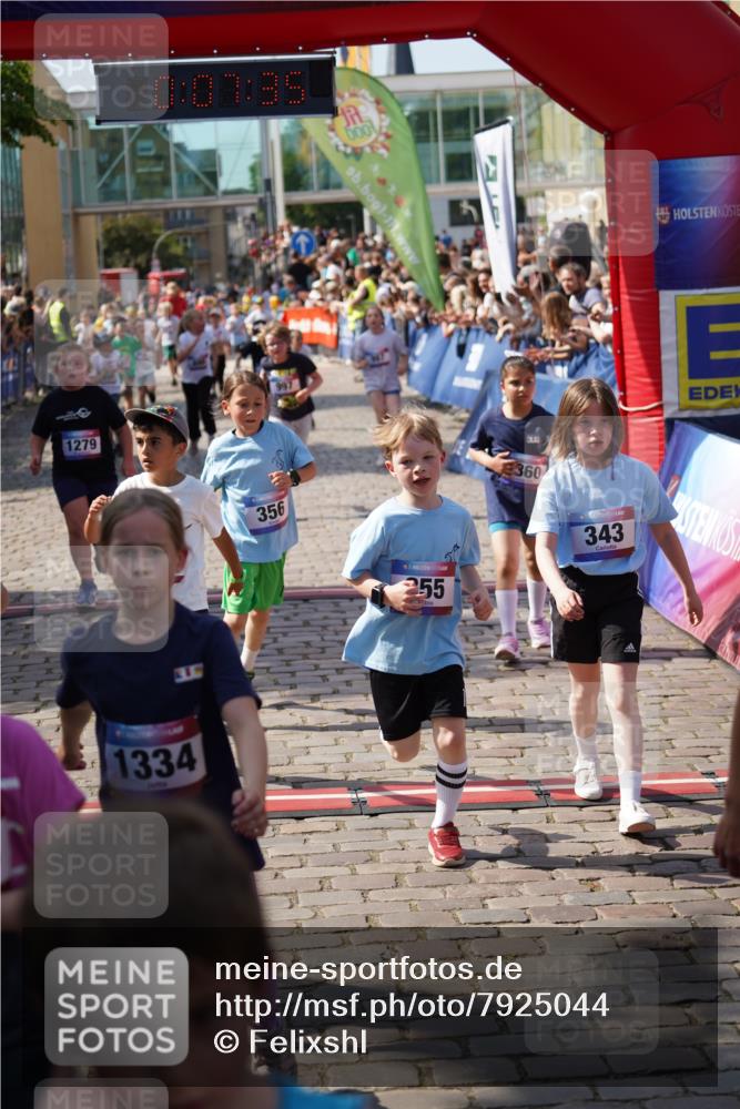 13.06.2025 - Holstenköstenlauf Felixshl http://msf.ph/oto/7925044 13.06.2025 16:22:36 Laufen 123, 164, 343, 354, 355, 356, 489, 606, 720, 868, 869, 886, 890, 895, 896, 987, 991, 997, 1073, 1279, 1334, 1336, 1390, 1936 meine-sportfotos.de