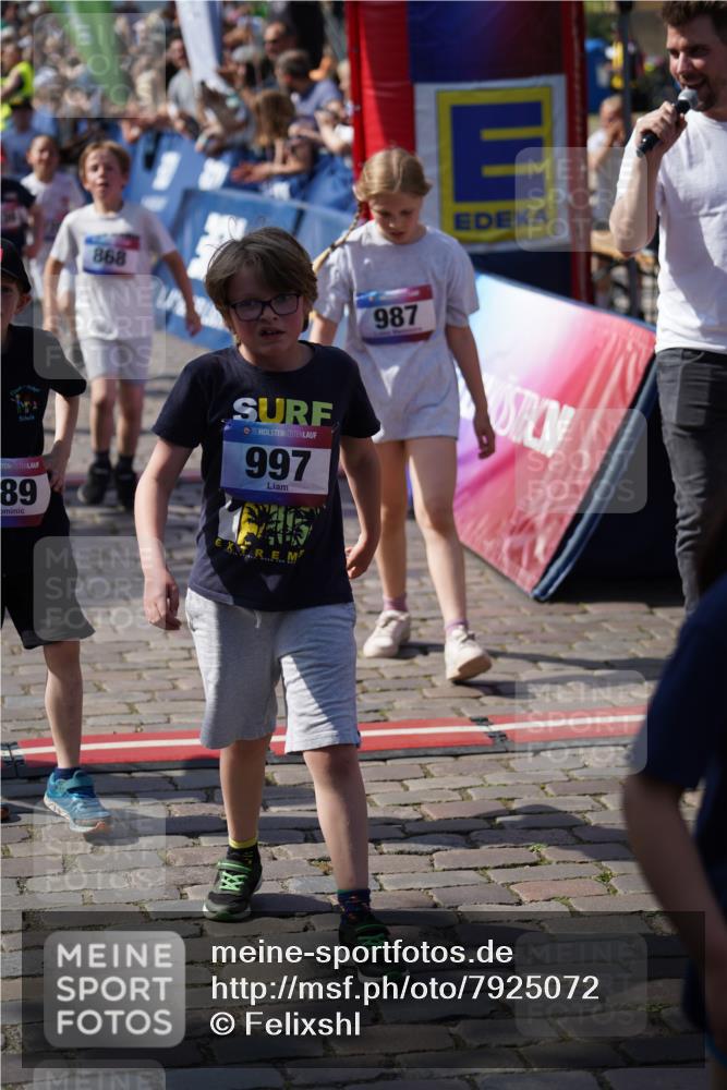 13.06.2025 - Holstenköstenlauf Felixshl http://msf.ph/oto/7925072 13.06.2025 16:22:41 Laufen 45, 50, 123, 125, 214, 225, 347, 354, 489, 606, 720, 868, 869, 881, 886, 887, 890, 895, 987, 991, 997, 1004, 1073, 1138, 1142, 1218, 1336, 1390, 1823, 1866, 1936 meine-sportfotos.de