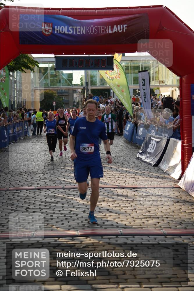 13.06.2025 - Holstenköstenlauf Felixshl http://msf.ph/oto/7925075 13.06.2025 20:04:47 Laufen 2313, 2422, 2500, 2501, 2560, 3175, 3185, 3677, 3725 meine-sportfotos.de