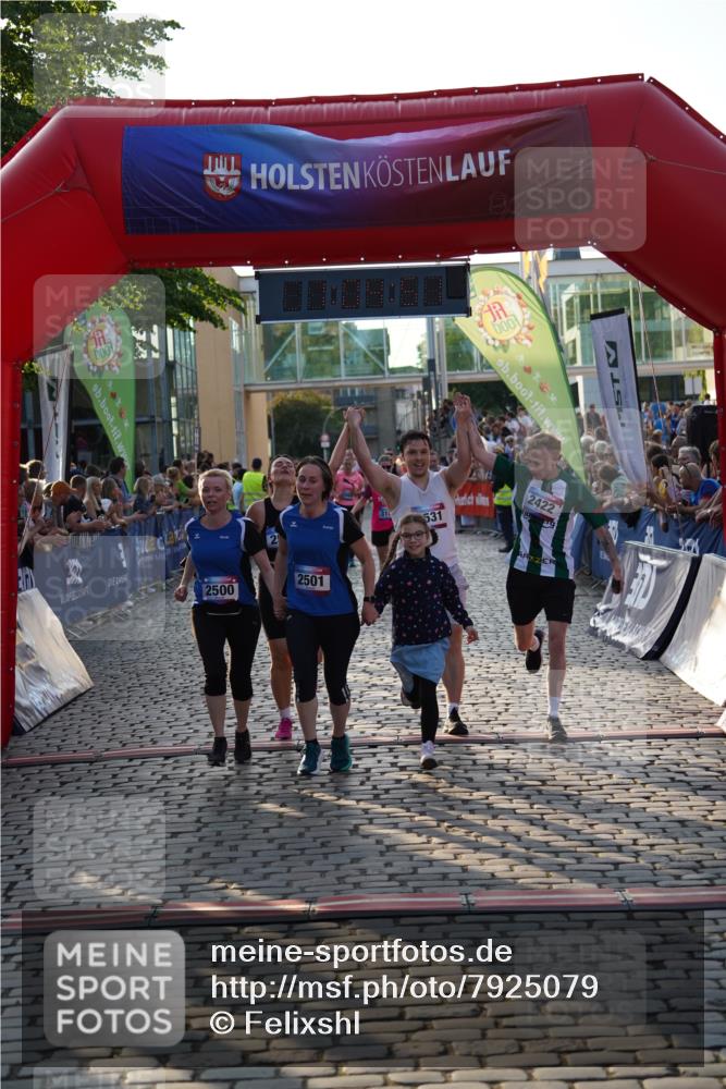 13.06.2025 - Holstenköstenlauf Felixshl http://msf.ph/oto/7925079 13.06.2025 20:04:50 Laufen 2313, 2422, 2500, 2501, 2560, 3175, 3185, 3677, 3725, 3980 meine-sportfotos.de