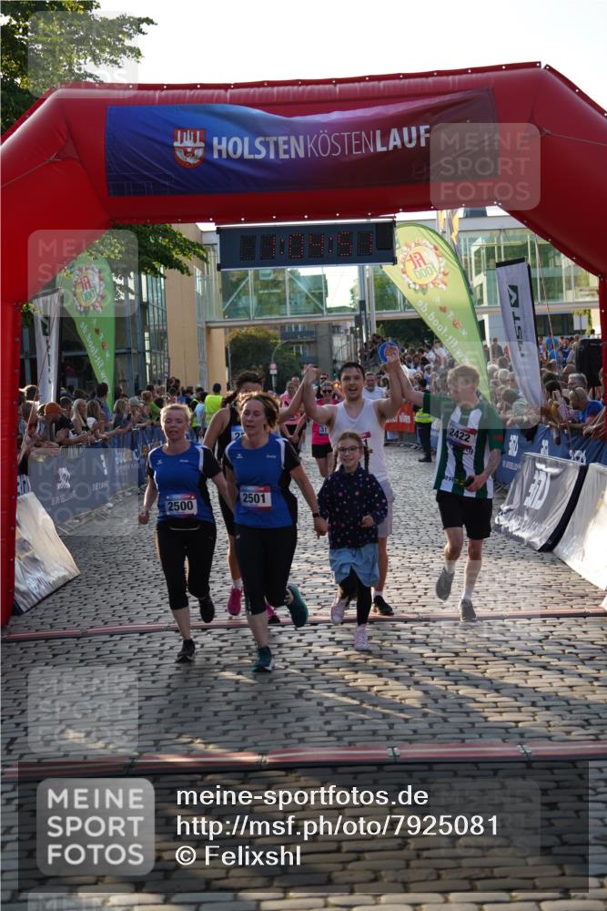 13.06.2025 - Holstenköstenlauf Felixshl http://msf.ph/oto/7925081 13.06.2025 20:04:50 Laufen 2313, 2422, 2500, 2501, 2560, 3175, 3185, 3677, 3725, 3980 meine-sportfotos.de