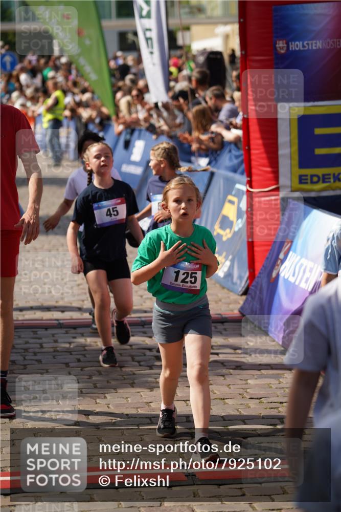 13.06.2025 - Holstenköstenlauf Felixshl http://msf.ph/oto/7925102 13.06.2025 16:22:48 Laufen 45, 50, 123, 125, 214, 225, 347, 603, 606, 608, 869, 880, 881, 886, 887, 1004, 1138, 1142, 1179, 1218, 1804, 1813, 1823, 1866 meine-sportfotos.de