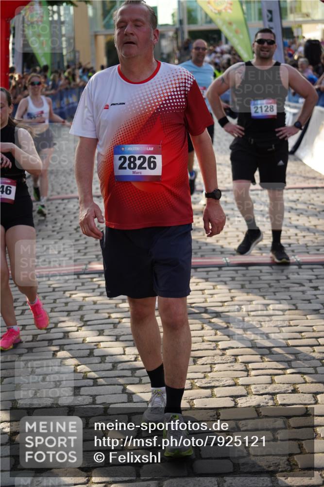 13.06.2025 - Holstenköstenlauf Felixshl http://msf.ph/oto/7925121 13.06.2025 20:05:03 Laufen 2025, 2128, 2228, 2246, 2826, 2987, 3614, 3632, 3960 meine-sportfotos.de