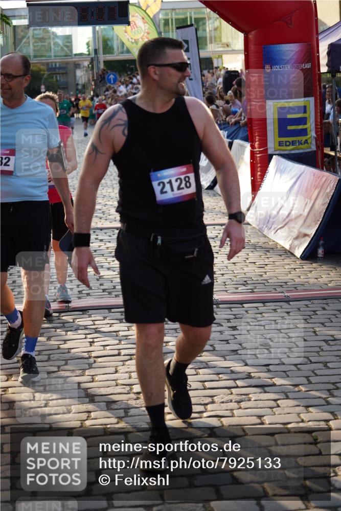 13.06.2025 - Holstenköstenlauf Felixshl http://msf.ph/oto/7925133 13.06.2025 20:05:06 Laufen 2177, 2228, 2987, 3060, 3632, 3960 meine-sportfotos.de