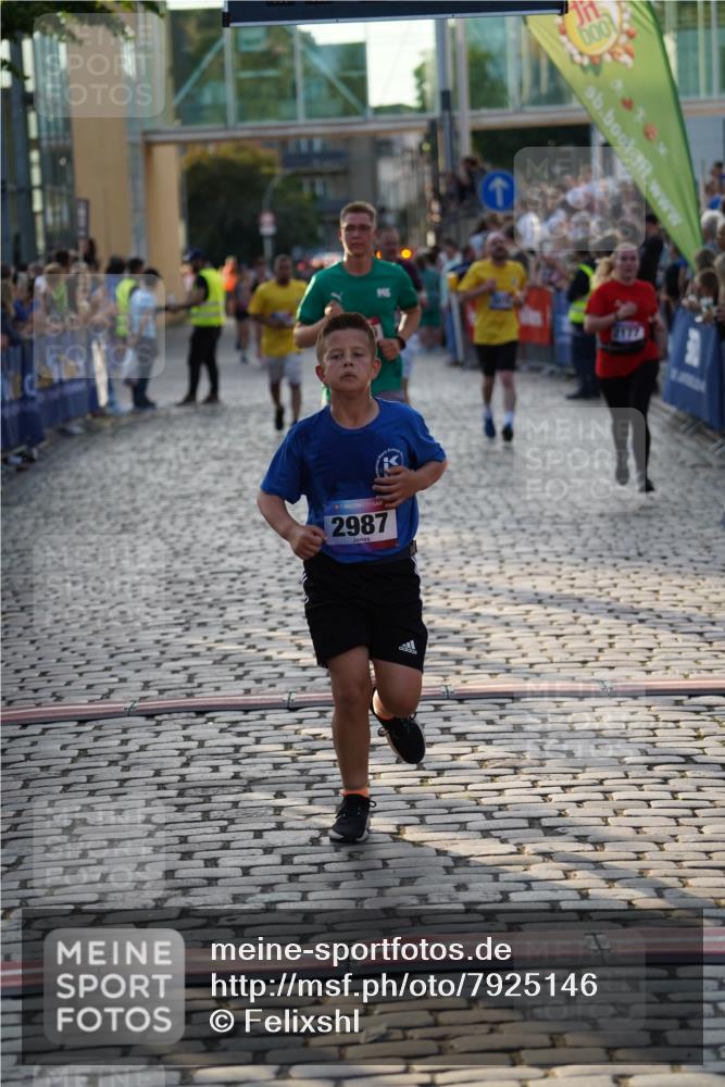 13.06.2025 - Holstenköstenlauf Felixshl http://msf.ph/oto/7925146 13.06.2025 20:05:11 Laufen 2177, 2987, 3060, 3070, 3072, 3305, 3634 meine-sportfotos.de