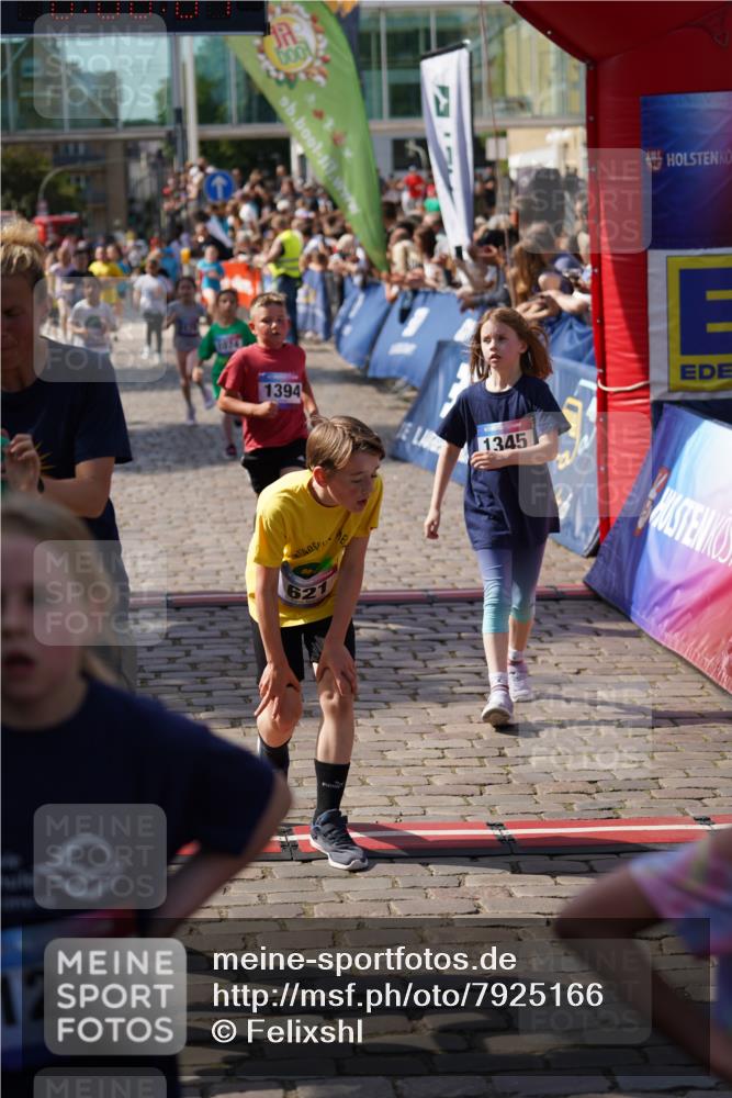 13.06.2025 - Holstenköstenlauf Felixshl http://msf.ph/oto/7925166 13.06.2025 16:23:02 Laufen 109, 612, 621, 732, 746, 981, 1074, 1178, 1226, 1345, 1346, 1394, 1420 meine-sportfotos.de