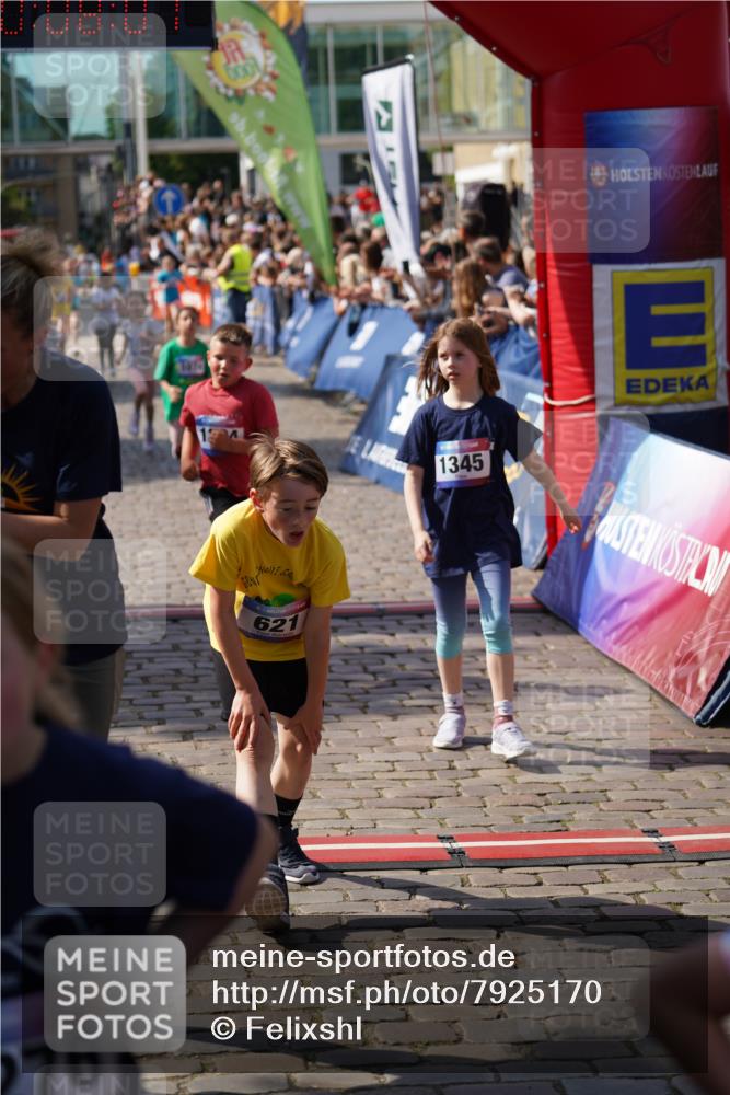 13.06.2025 - Holstenköstenlauf Felixshl http://msf.ph/oto/7925170 13.06.2025 16:23:03 Laufen 109, 604, 612, 621, 732, 746, 981, 1074, 1178, 1226, 1345, 1346, 1394, 1420 meine-sportfotos.de