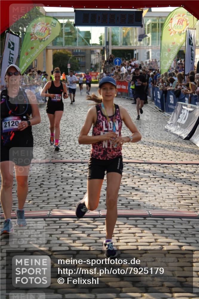 13.06.2025 - Holstenköstenlauf Felixshl http://msf.ph/oto/7925179 13.06.2025 20:05:26 Laufen 2099, 2120, 2270, 2790, 2792, 3831 meine-sportfotos.de