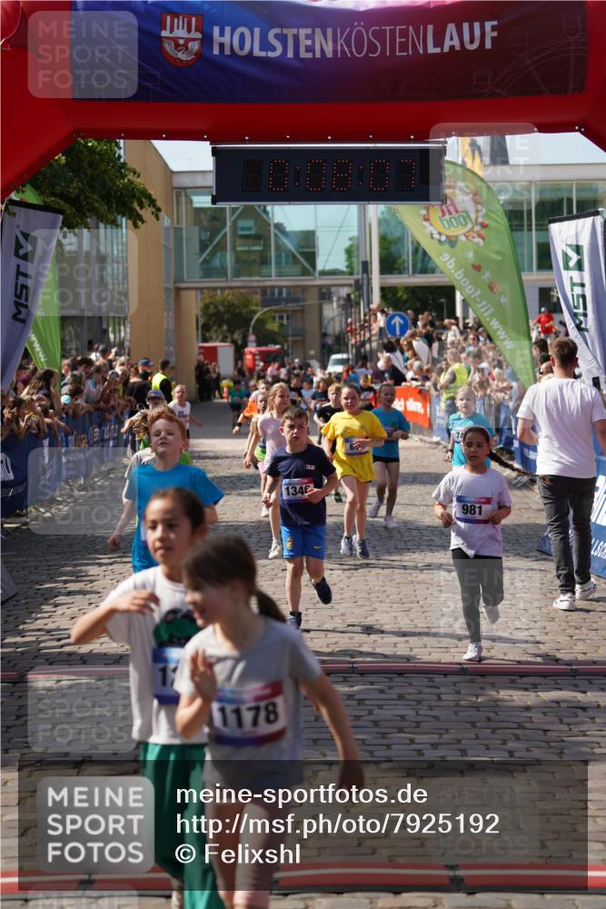 13.06.2025 - Holstenköstenlauf Felixshl http://msf.ph/oto/7925192 13.06.2025 16:23:08 Laufen 604, 615, 730, 732, 745, 746, 883, 885, 981, 1074, 1076, 1178, 1226, 1229, 1281, 1346, 1420, 1422, 1423 meine-sportfotos.de