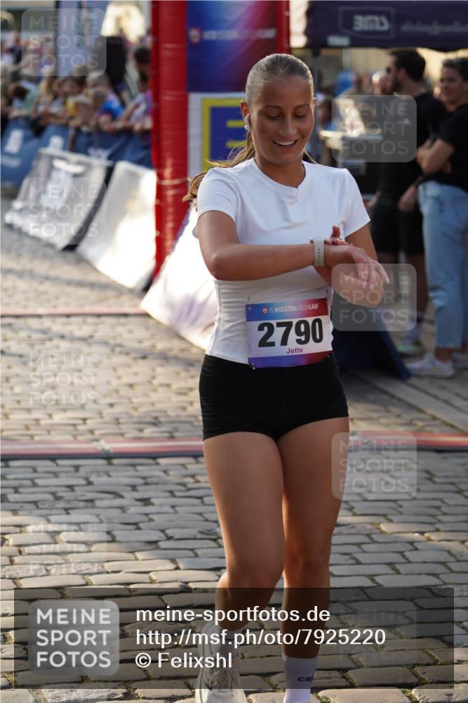 13.06.2025 - Holstenköstenlauf Felixshl http://msf.ph/oto/7925220 13.06.2025 20:05:38 Laufen 2790, 2850 meine-sportfotos.de