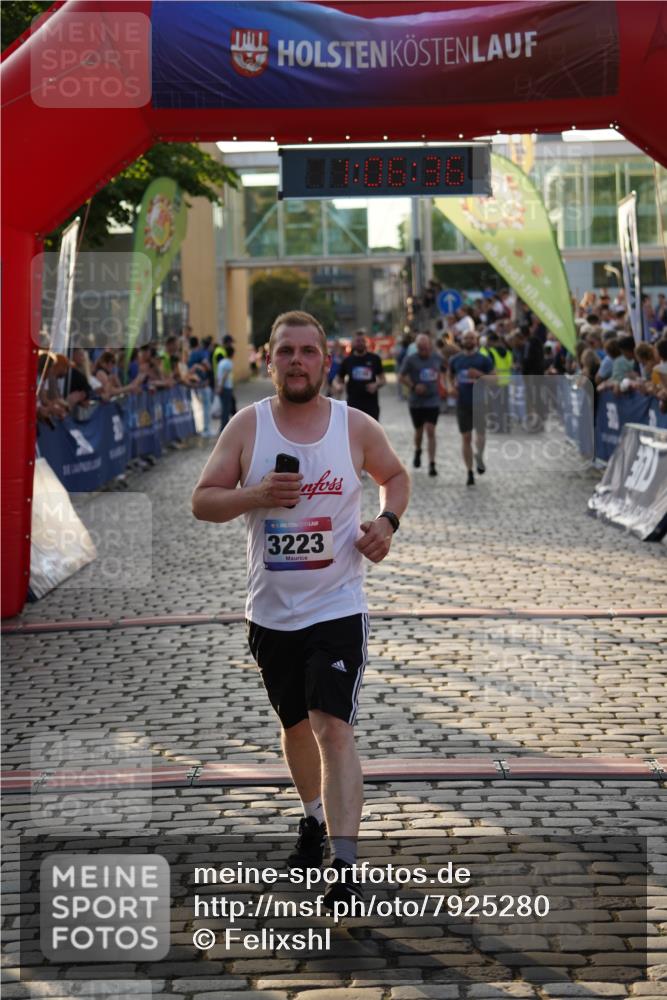13.06.2025 - Holstenköstenlauf Felixshl http://msf.ph/oto/7925280 13.06.2025 20:06:35 Laufen 2504, 2749, 3223, 3234 meine-sportfotos.de