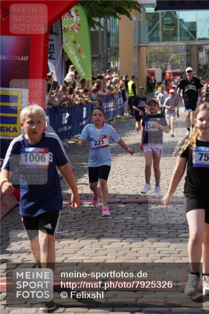 13.06.2025 - Holstenköstenlauf Felixshl http://msf.ph/oto/7925326 13.06.2025 16:23:33 Laufen 163, 221, 332, 336, 337, 359, 483, 725, 750, 756, 879, 989, 995, 1000, 1006, 1174, 1327, 1329, 1342 meine-sportfotos.de