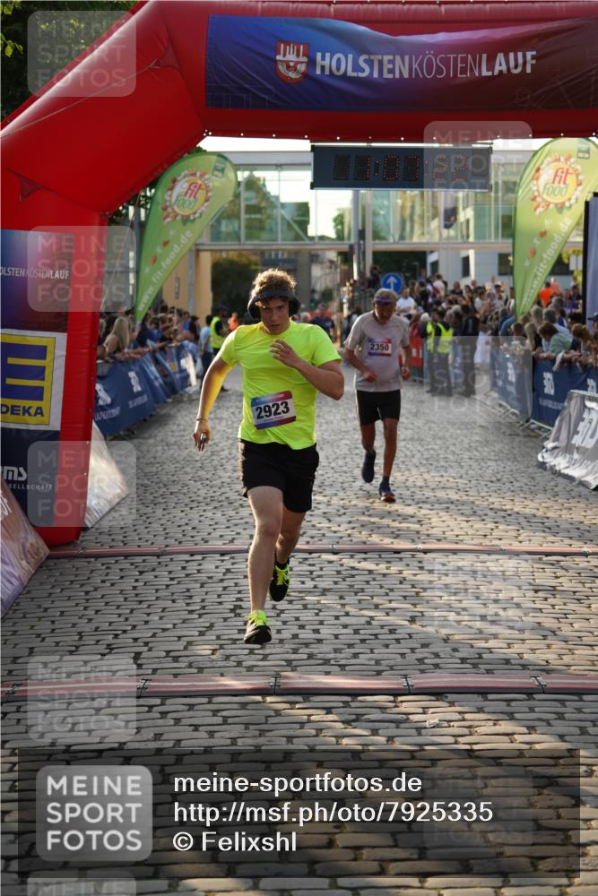 13.06.2025 - Holstenköstenlauf Felixshl http://msf.ph/oto/7925335 13.06.2025 20:07:21 Laufen 2350, 2836, 2837, 2923, 3142, 3217 meine-sportfotos.de