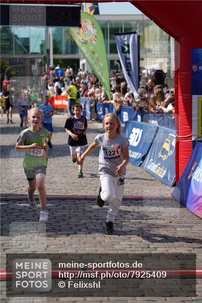 13.06.2025 - Holstenköstenlauf Felixshl http://msf.ph/oto/7925409 13.06.2025 16:23:55 Laufen 348, 490, 607, 1221, 1222, 1343, 1392, 1426 meine-sportfotos.de