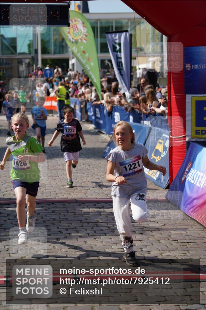 13.06.2025 - Holstenköstenlauf Felixshl http://msf.ph/oto/7925412 13.06.2025 16:23:55 Laufen 348, 490, 607, 1221, 1222, 1343, 1392, 1426 meine-sportfotos.de