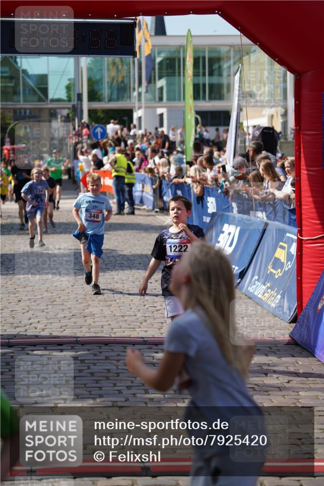 13.06.2025 - Holstenköstenlauf Felixshl http://msf.ph/oto/7925420 13.06.2025 16:23:57 Laufen 348, 478, 607, 614, 1221, 1222, 1343, 1392, 1426 meine-sportfotos.de