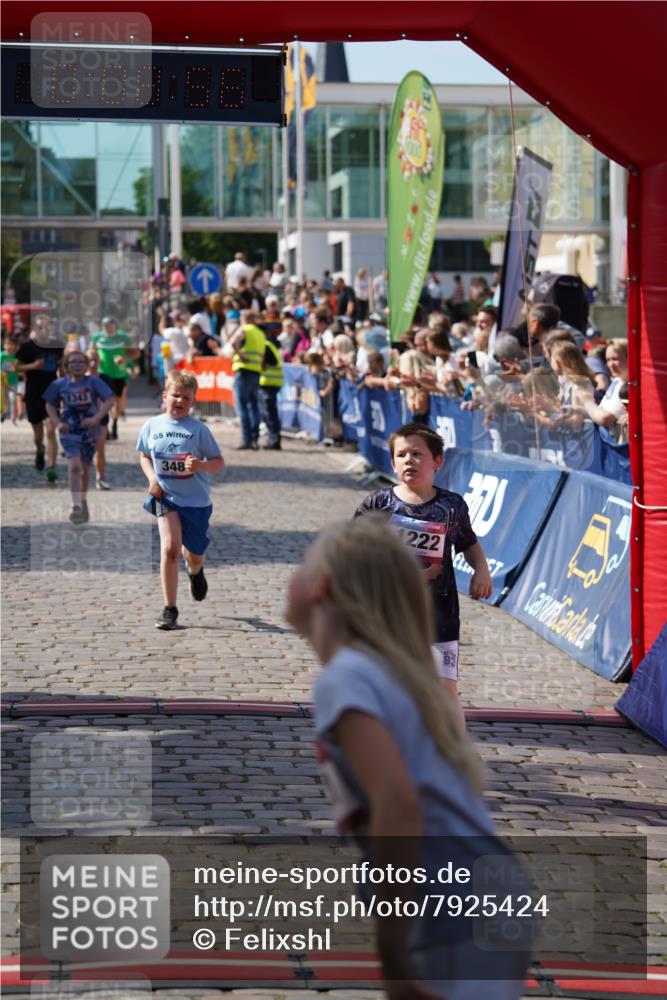 13.06.2025 - Holstenköstenlauf Felixshl http://msf.ph/oto/7925424 13.06.2025 16:23:57 Laufen 348, 478, 607, 614, 1221, 1222, 1343, 1392, 1426 meine-sportfotos.de