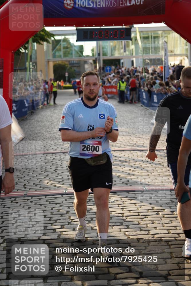 13.06.2025 - Holstenköstenlauf Felixshl http://msf.ph/oto/7925425 13.06.2025 20:08:02 Laufen 2600, 2601, 3053, 3232 meine-sportfotos.de