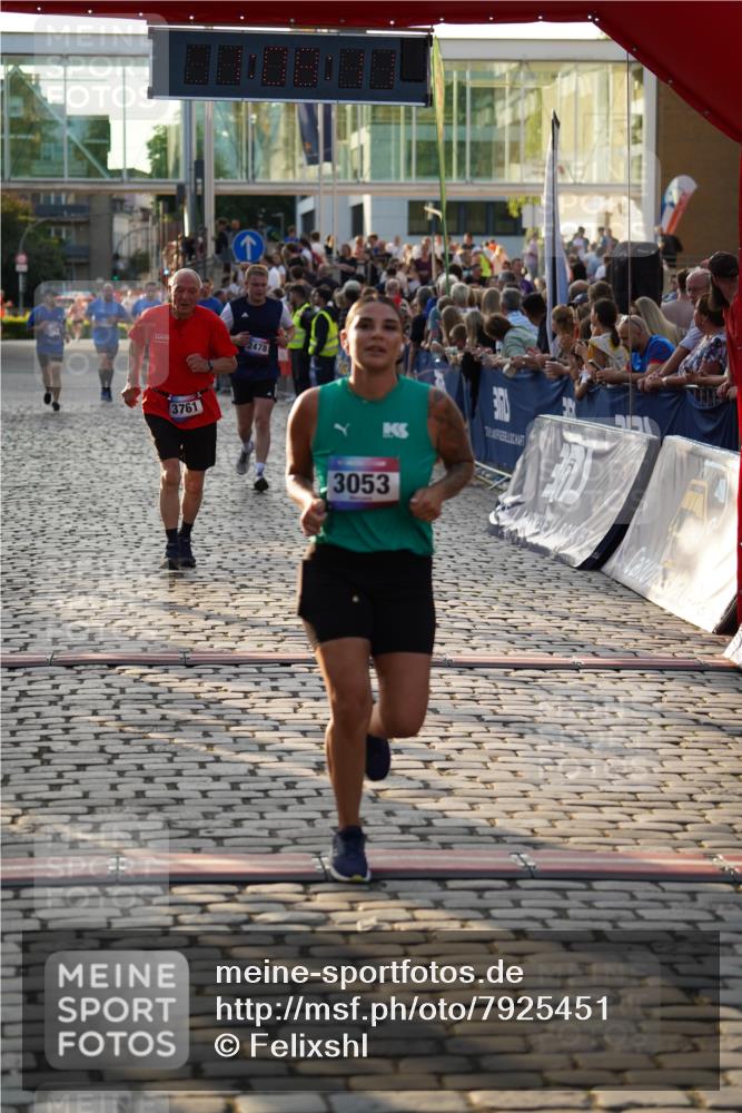 13.06.2025 - Holstenköstenlauf Felixshl http://msf.ph/oto/7925451 13.06.2025 20:08:10 Laufen 2478, 3053, 3761 meine-sportfotos.de